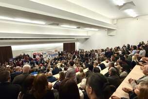 FOTO:  NARODNI FRONT
