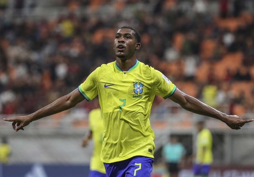 ajan Vitor Simplicio Roča