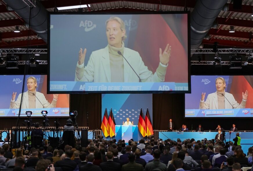 AfD podržava Trampove tvrdnje o "BRISANJU EVROPE": Njemački desničari jačaju veze sa MAGA pokretom