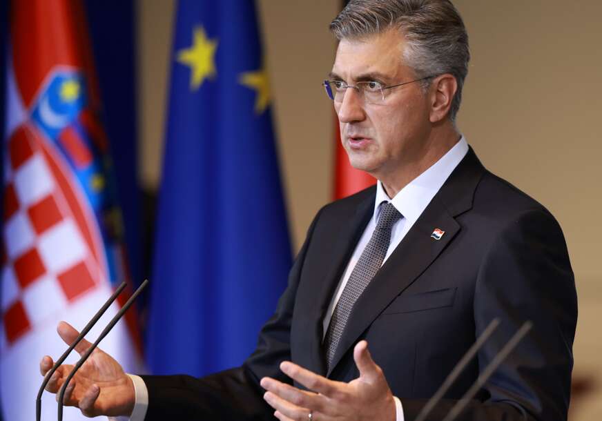 PLENKOVIĆ IPAK STIŽE U BANJALUKU Otvaranje graničnog prelaza palo u vodu, ali premijer Hrvatske dolazi u posjetu BiH
