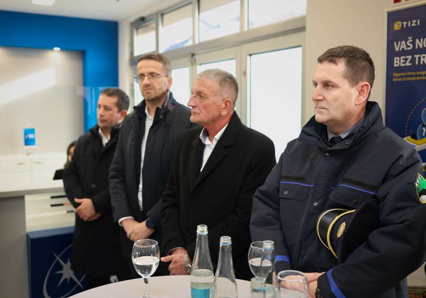 (FOTO) Nova banka otvorila Filijalu Gračanica