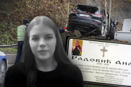 "Nisi ni bila svjesna KOLIKO SI VOLJENA i ostaćeš zauvijek" Potresna objava drugarice Ane Radović (20) koja je poginula u stravičnoj nesreći