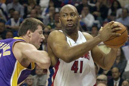 Osvojio šampionski prsten: Preminuo legendarni NBA košarkaš, obilježio jednu epohu najjače lige svijeta