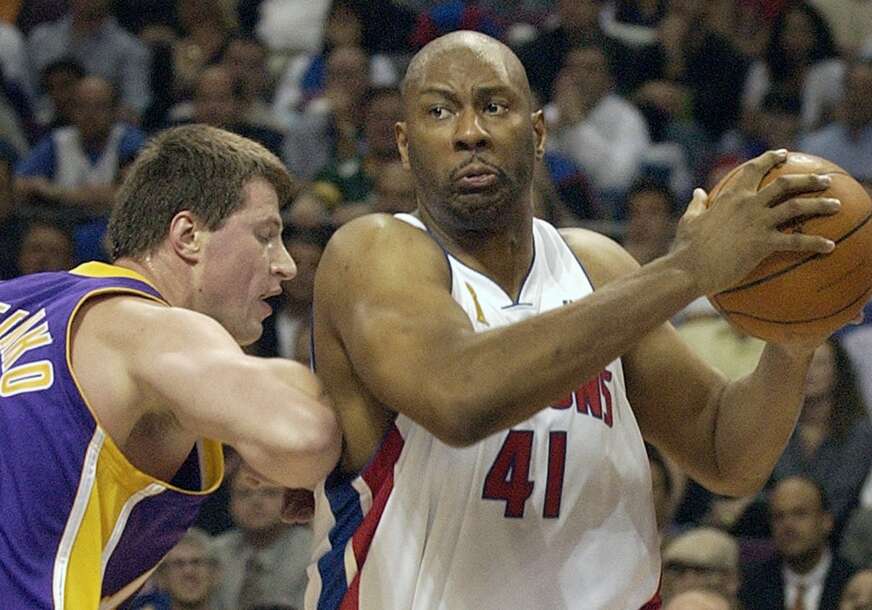 Osvojio šampionski prsten: Preminuo legendarni NBA košarkaš, obilježio jednu epohu najjače lige svijeta