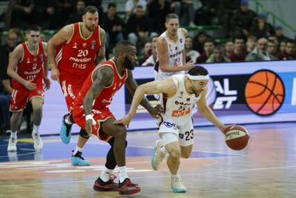 (FOTO) Bosna pružila snažan otpor: Košarkaši Crvene zvezde slavili u 9. kolu ABA lige