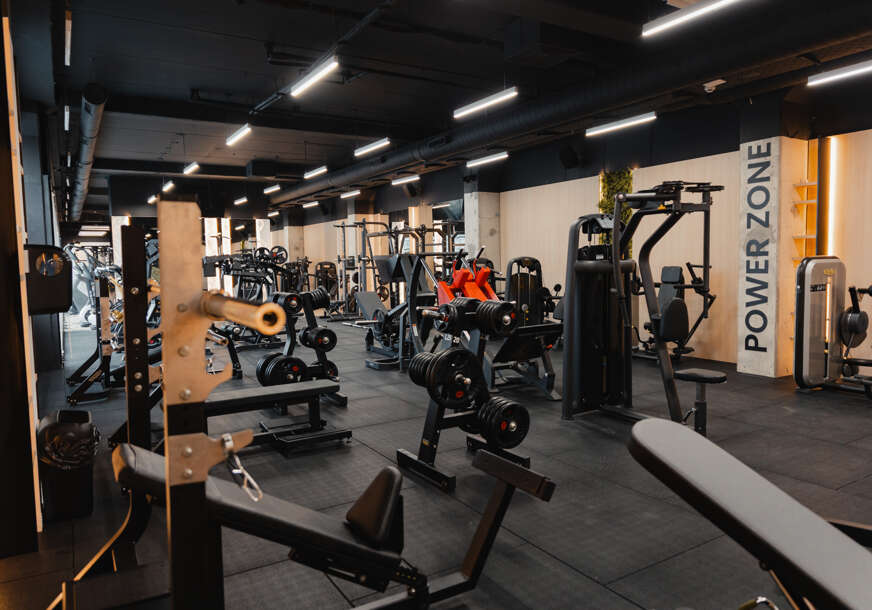 (FOTO) GYM4LIFE OTVORIO PREMIUM ZONU U BANJALUCI: Fitness, wellness i potpuni reset – sve na jednom mjestu!