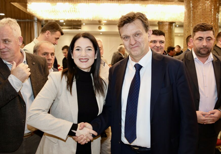 (FOTO) "Jak SDS treba Srpskoj" Trivićeva vjeruje da je BLANUŠA NOVI PREDSJEDNIK