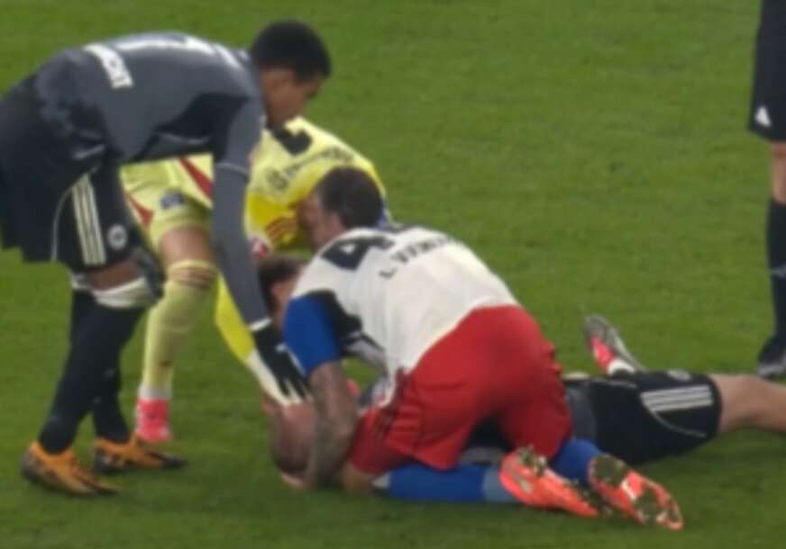 (VIDEO) Munjevita reakcija: Mladi Hrvat spasio život rivalu na terenu, pa dobio priznanje Bundeslige