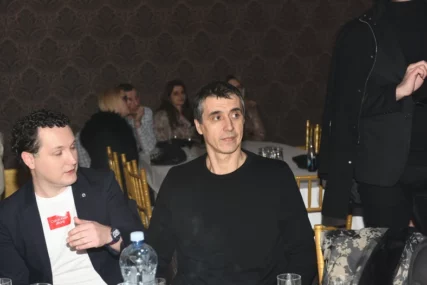 "Bože, nemoj da mi je uzmeš" Pjevač čekao 20 godina da postane roditelj, a onda su uslijedili teški trenuci