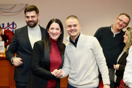 (FOTO) "Znanje, energija, ideje" Izabran predsjednik Unije mladih Gradskog odbora Narodnog fronta Banjaluka