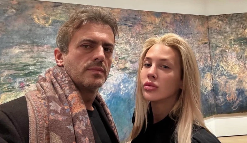 (VIDEO) "Povratak korijenima" Žena Sergeja Trifunovića SVIRA GUSLE, glumac podijelio hit snimak
