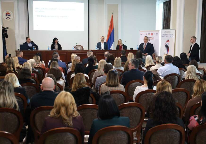 (FOTO) Završna konferencija CAM 2025: Fokus na ravnoteži karijere i majčinstva