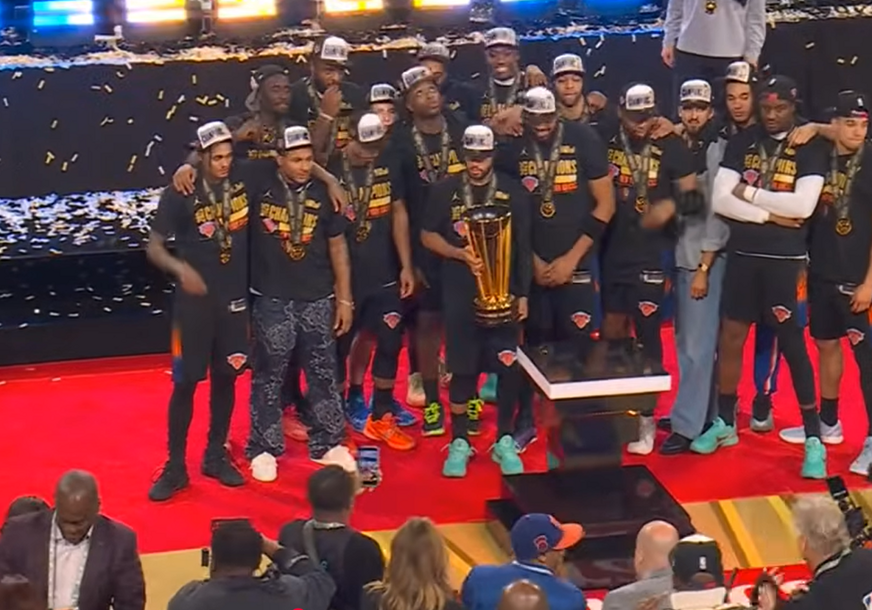 (VIDEO) Trofej nakon pola vijeka: Njujork Niksi osvajači ovogodišnjeg NBA kupa, Branson MVP