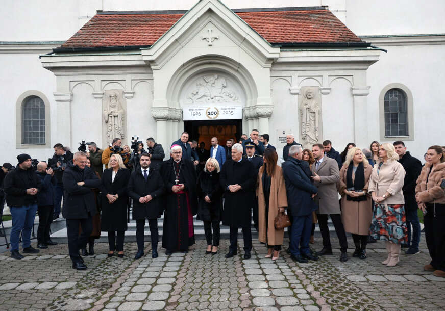 (VIDEO) Plenković stigao u Banjaluku: Dočekan u samostanu Marija Zvijezda
