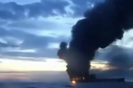 (VIDEO) U PLAMENU JEDNA OD NAJVEĆIH RAFINERIJA Ukrajina napala Rusiju, gore stambene zgrade, ljudi hitno EVAKUISANI