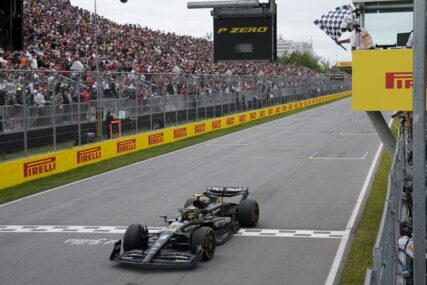 Dočekali bijeli Božić: Snijeg prekrio jednu od najpoznatijih staza F1