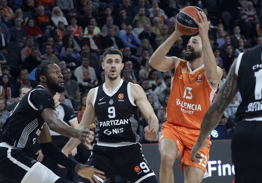 detalj sa košarkaškog meča Valensija - Partizan
