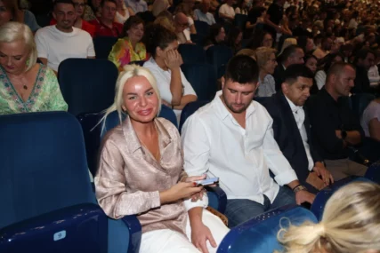 Aleksandra Stojković Džidža sa dečkom