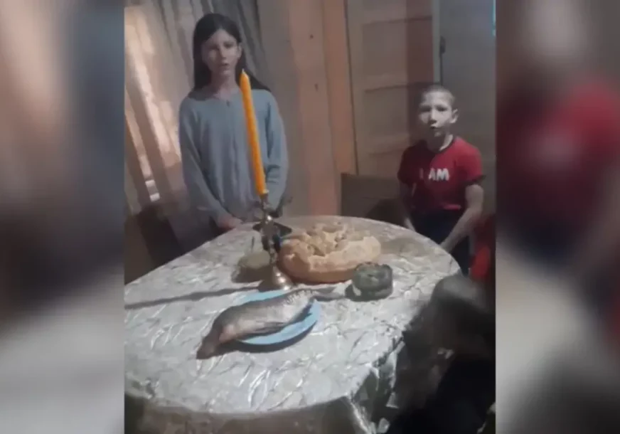 (VIDEO) Amerikanac se IZVINIO srpskoj porodici: Svetog Nikolu proslavljali uz ribu i pogaču pa postali predmet ismijavanja na mrežama
