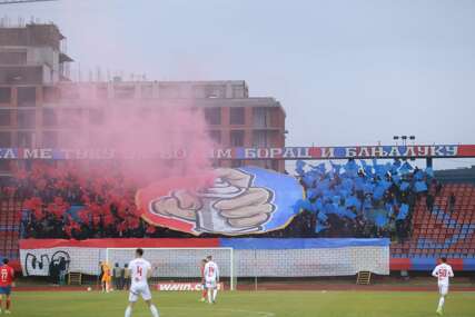 (VIDEO, FOTO) Derbi Premijer lige BiH: Borac sa 6 bodova prednosti dočekuje Zrinjski na Gradskom stadionu u Banjaluci