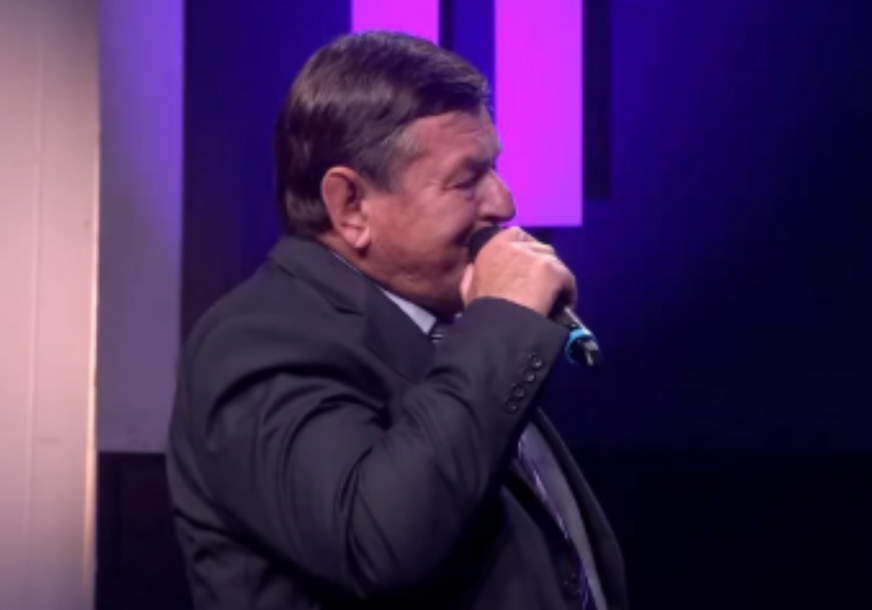 Ostao bez supruge, pa onda i bez sina: Pjevač se slomio na sceni, otkrio detalje POTRESNE ŽIVOTNE PRIČE