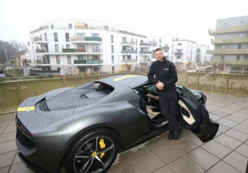 "Nisam dobio dodatno parking mjesto" Bogataš iz BiH šokirao komšije u Austriji, na terasu svog stana parkirao "ferari" od 400.000 evra