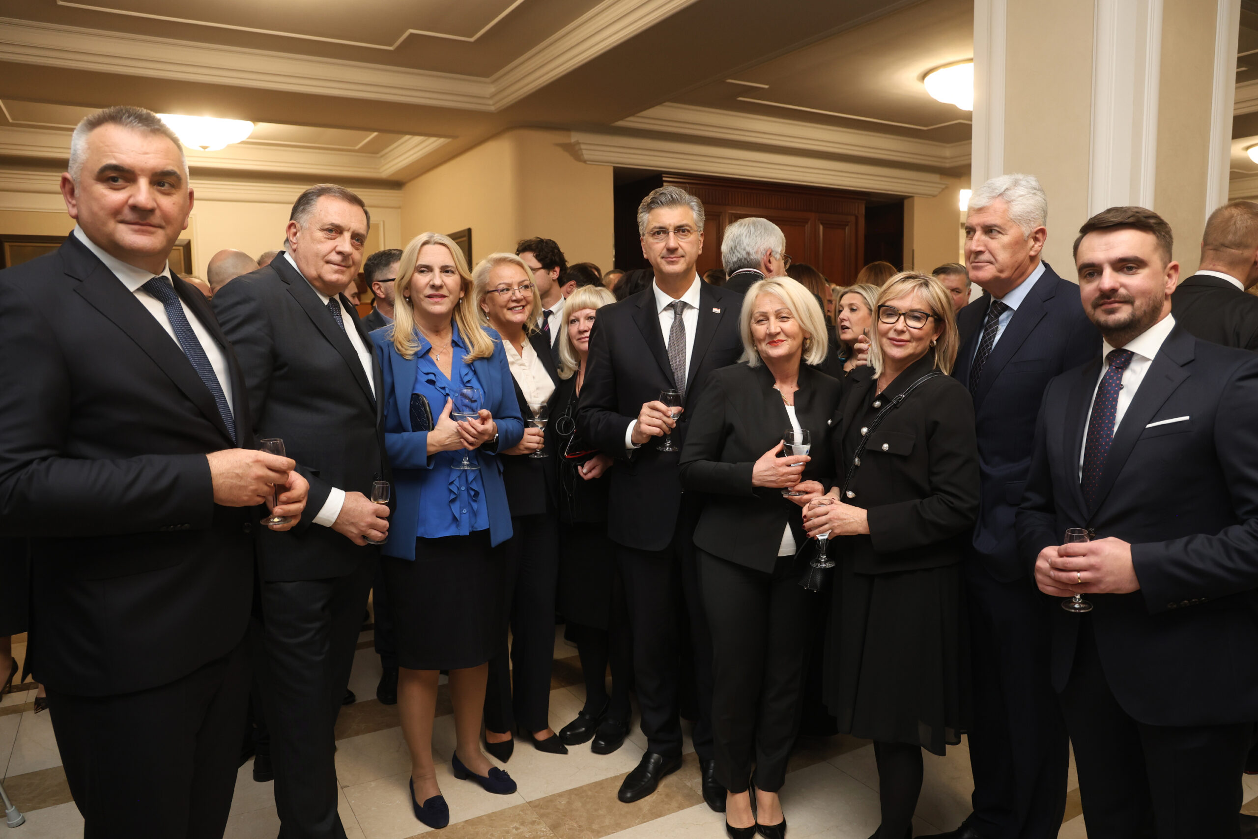 AFORIZAM DANA Plenković