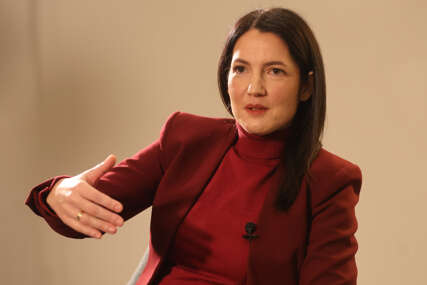 jelena trivić narodni front