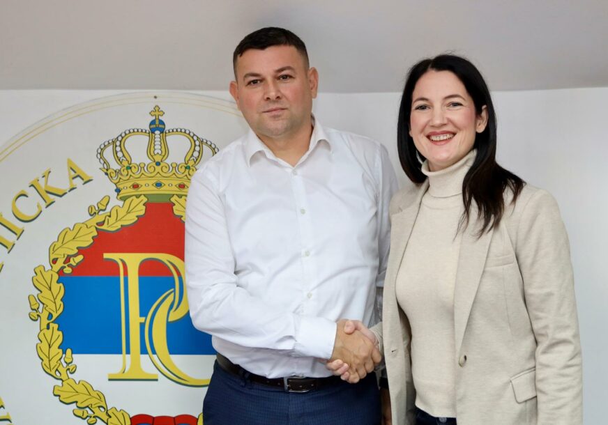 (FOTO) Izabrano novo rukovodstvo odbora u  Osmacima: Trivićeva poručila da će Popović RADITI ODGOVORNO I POSVEĆENO