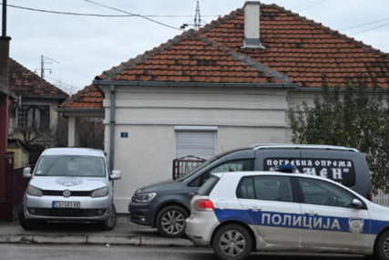 (FOTO) „KUĆA KAO DA JE UKLETA“ Komšije otkrile šta se dogodilo sa prethodnim vlasnikom i u kakvim odnosima su bili sa porodicom iz BiH