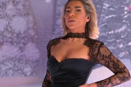 (FOTO) Mnogi je ne prepoznaju, evo kako je nekada izgledala: Jovana Jeremić podijelila sliku staru dvije decenije