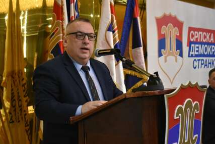 Radulović o PONAVLJANJU izbora na 136 mjesta “Bilo bi NELOGIČNO da ponovo rade isti birački odbori”