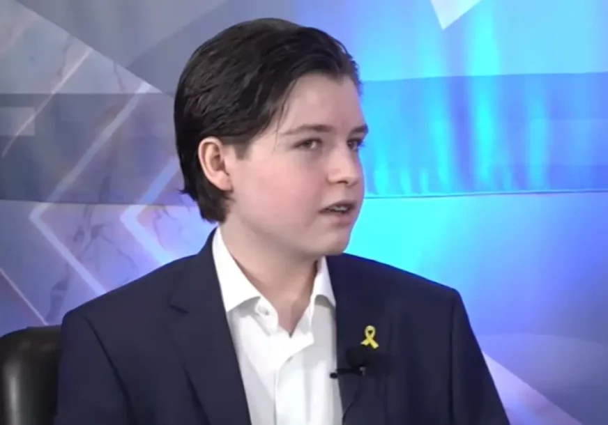 (VIDEO, FOTO) „Mali Ajnštajn“ postao NAJMLAĐI DOKTOR na svijetu: Loran (15) odbranio doktorsku disertaciju iz kvantne medicine na Univerzitetu u Antverpenu