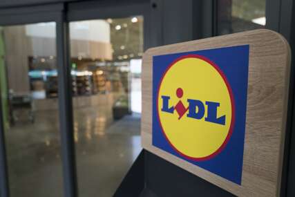 Protest poljoprivrednika: Optužuju Lidl da prodaje maslac u bescjenje