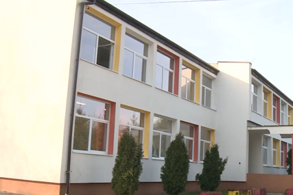 Roditelji i učenici pokazali zrelost i spremnost na saradnju: Republički pedagoški zavod se oglasio nakon NADZORA u školi u Mrkonjić Gradu