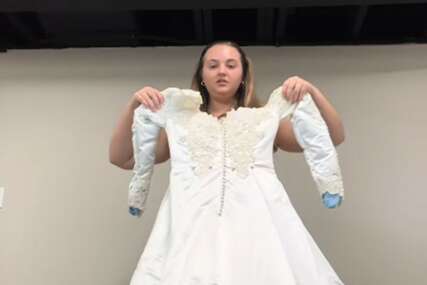 (VIDEO) Otkriće na tavanu postalo pravi hit: Misteriozna vjenčanica nova internet senzacija