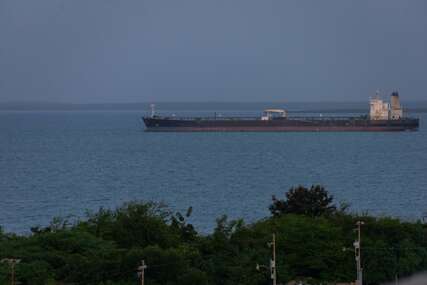 Američki marinci krenuli u potjeru: Venecuelanski naftni tanker bježi ka Rusiji