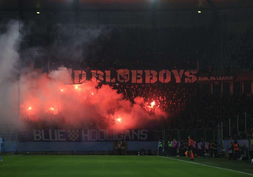 (FOTO) Oteli im obilježja: Navijači Dinama napali navijače Crvene zvezde na benzinskoj pumpi