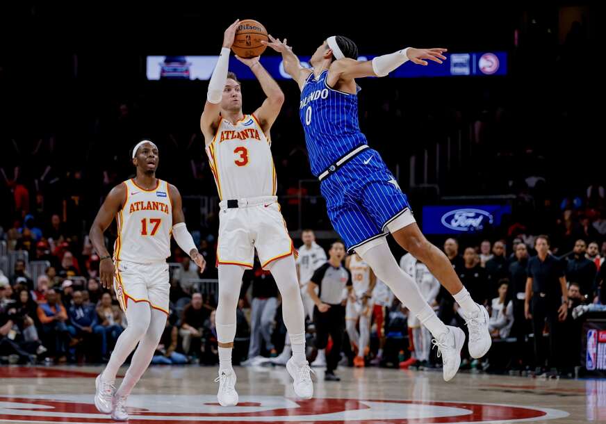 (VIDEO) POTEZ MILENIJUMA Nevjerovatno zakucavanje u NBA ligi