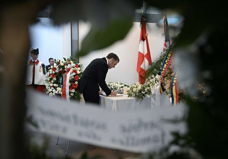 FOTO: FABRICE COFFRINI / POOL/EPA