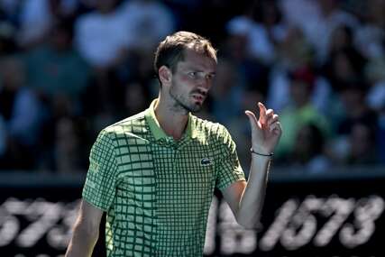 Nije postojao na terenu: Danil Medvedev doživio veliki debakl na Australijan openu