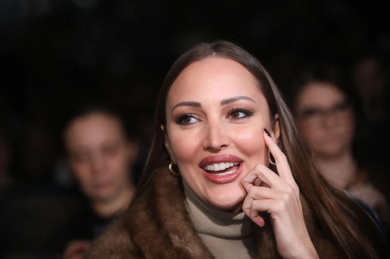 (FOTO) Za nju nema krize: Aleksandra Prijović u autfitu vrijednom više od 8.000 evra