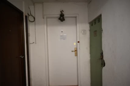 PRIJE SMRTI BILA VEZANA Novi detalji smrti djevojke koja je umrla tokom intimnog odnosa, IMALA PODLIVE na rukama i nogama