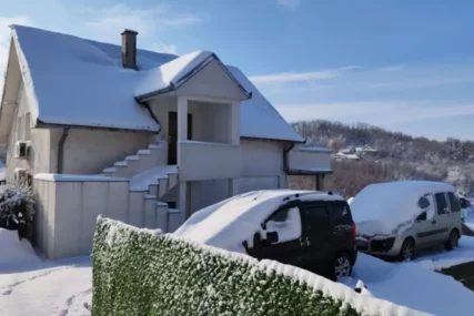„DROGU JE PRODAVAO 20 METARA OD KUĆE“ Pronađeni krvavi tragovi nakon što je unuk pucao u babu i djeda, maloljetnik (16) KLINIČKI MRTAV