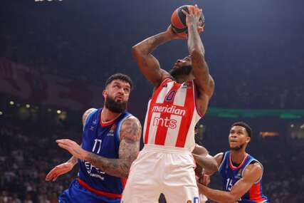 Za sve postoji prvi put: Crvena zvezda razbila Efes usred Istanbula