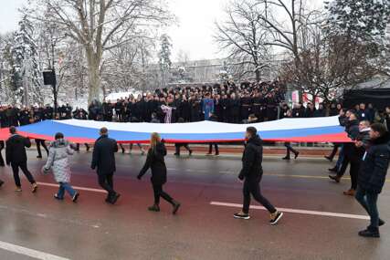(VIDEO, FOTO) Centralna proslava DANA REPUBLIKE: Održan svečani defile povodom 9. januara