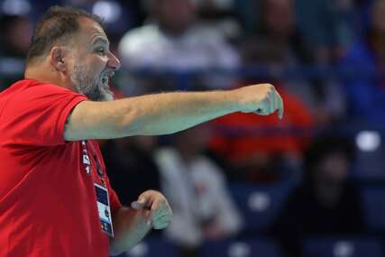 Dejan Savić