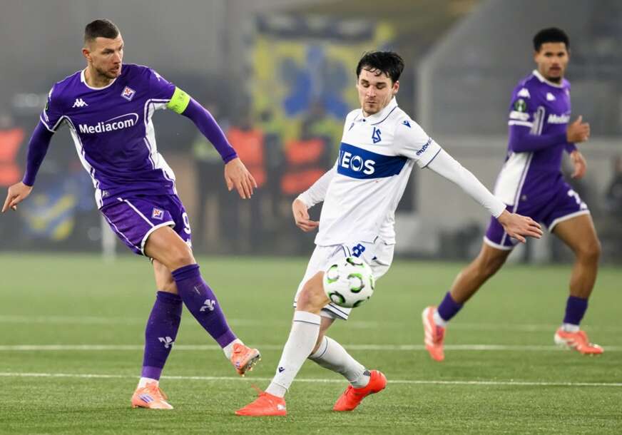 Edin Džeko u dresu fiorentine