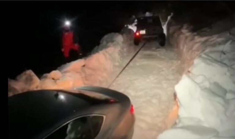 spasavanje putnika koje je navigacija odvela u smetve snijega