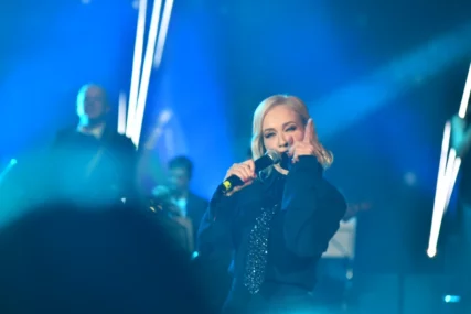 "Iz nekih priča često izlazim ranjena" Jelena Rozga otvorila dušu o 30 godina karijere, porodici i zdravlju